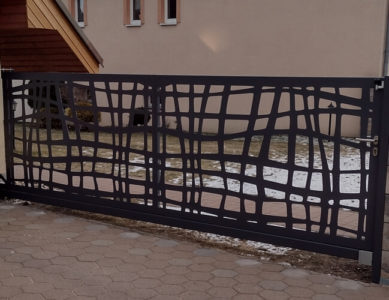 plot-v-liptovskom-mikulasi_moderne_ploty_brany