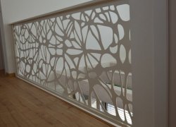 moderne_vnutorne_zabradlie_moderne_ploty_brany